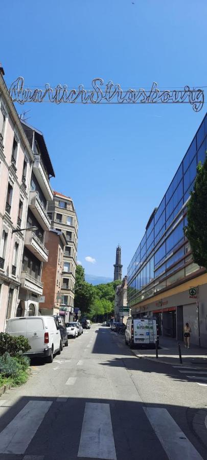 Cosy And Calm In Grenoble City Heart With Free And Large Parking Q-Park Chavant Luaran gambar
