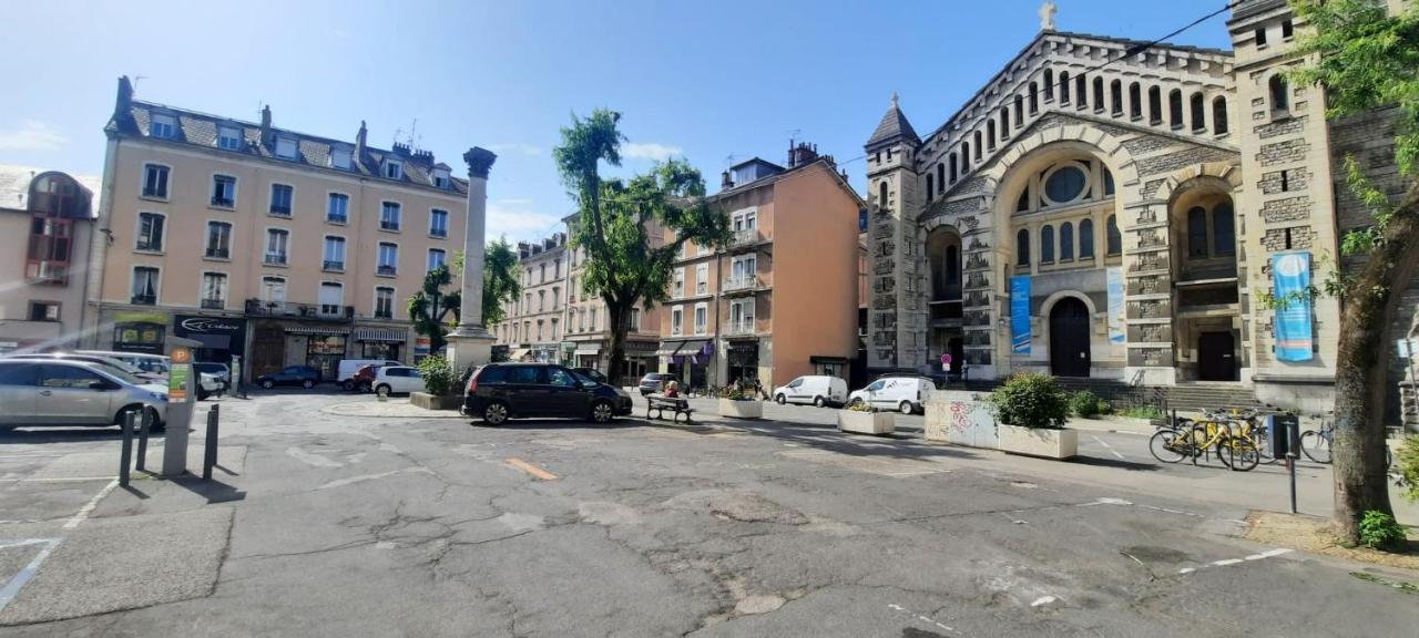 Cosy And Calm In Grenoble City Heart With Free And Large Parking Q-Park Chavant Luaran gambar